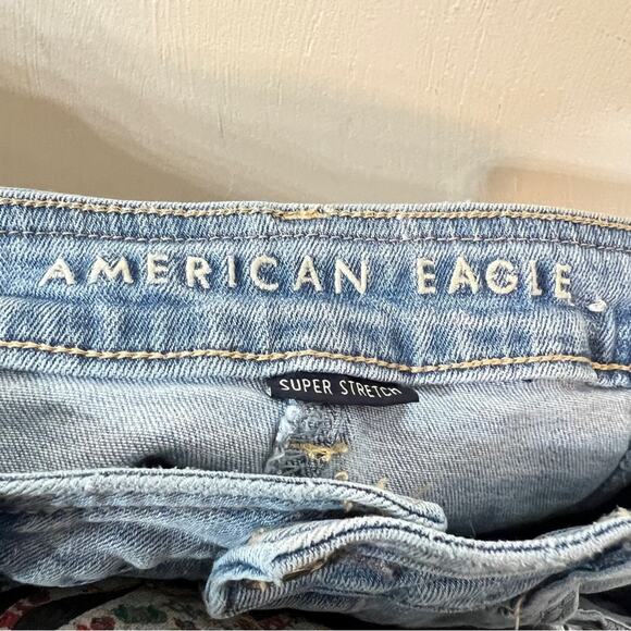 American Eagle Denim Skirt Sz 4 Light Wash High Waisted Button-front A-line - Picture 5 of 7
